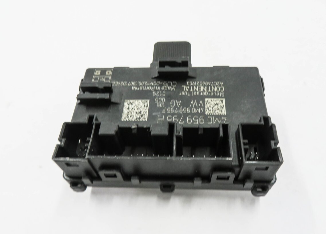 Thumbnail 5: 2018 AUDI A4 (B9 8W) RIGHT REAR DOOR CONTROL MODULE