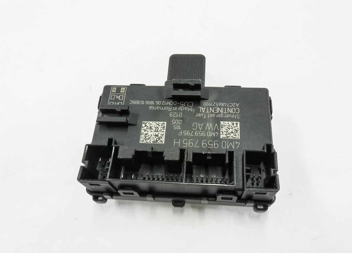 Thumbnail 5: 2018 AUDI A4 (B9 8W) LEFT REAR DOOR CONTROL MODULE