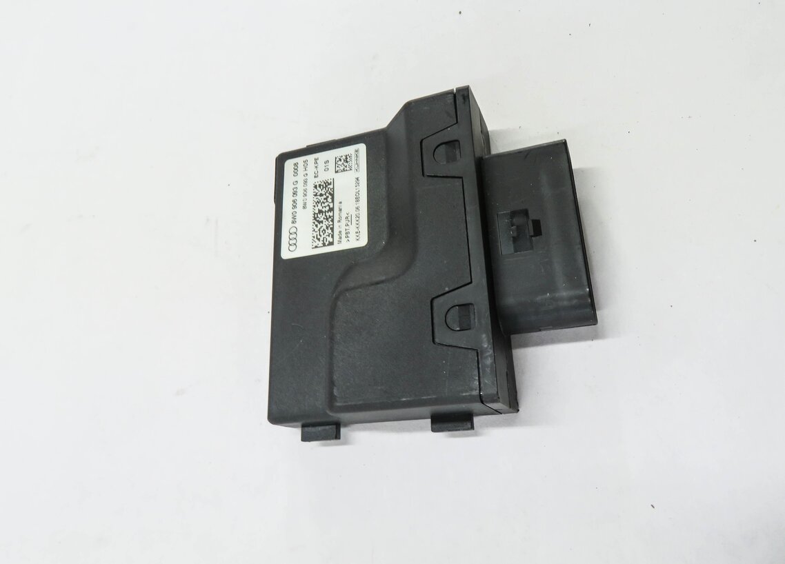 Thumbnail 3: 2018 AUDI A4 (B9 8W) FUEL PUMP CONTROL MODULE