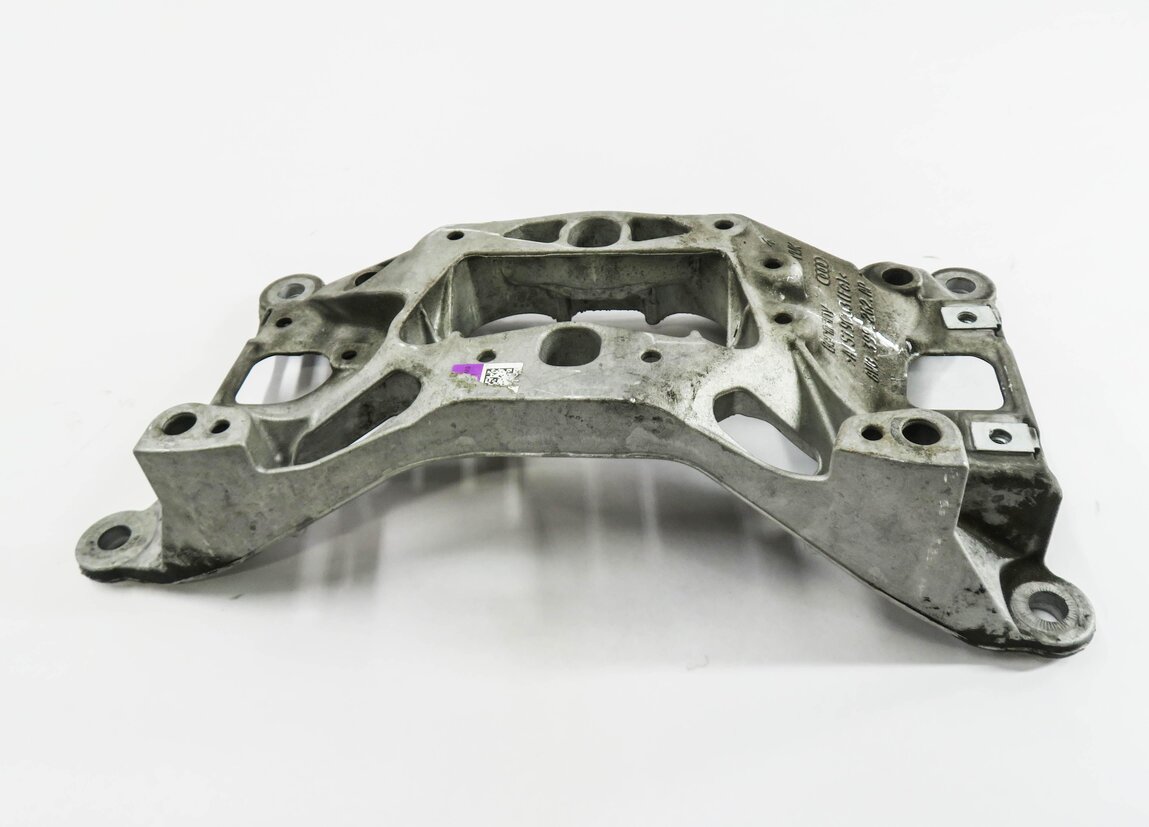 Thumbnail 5: 2018 AUDI A4 (B9 8W) 2.0L TURBO ENGINE - TRANSMISSION CROSSMEMBER MOUNT BRACKET