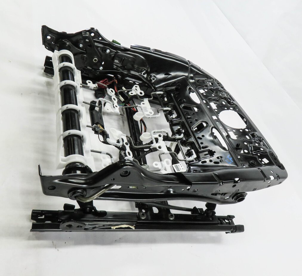 Thumbnail 2: 2017-2019 AUDI A4 (B9 8W) LEFT FRONT DRIVER STANDARD SEAT TRACK w/ MOTORS