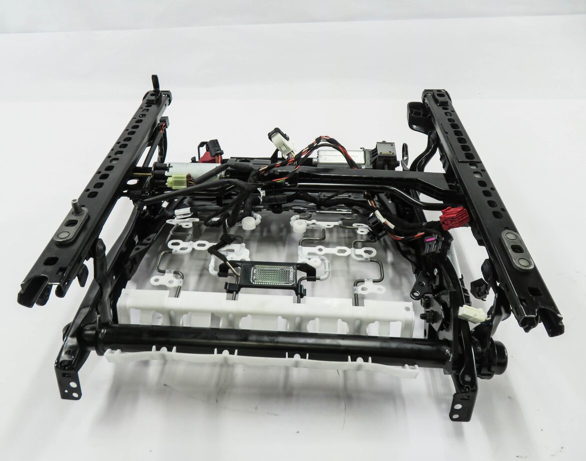 Thumbnail 5: 2017-2019 AUDI A4 (B9 8W) LEFT FRONT DRIVER STANDARD SEAT TRACK w/ MOTORS