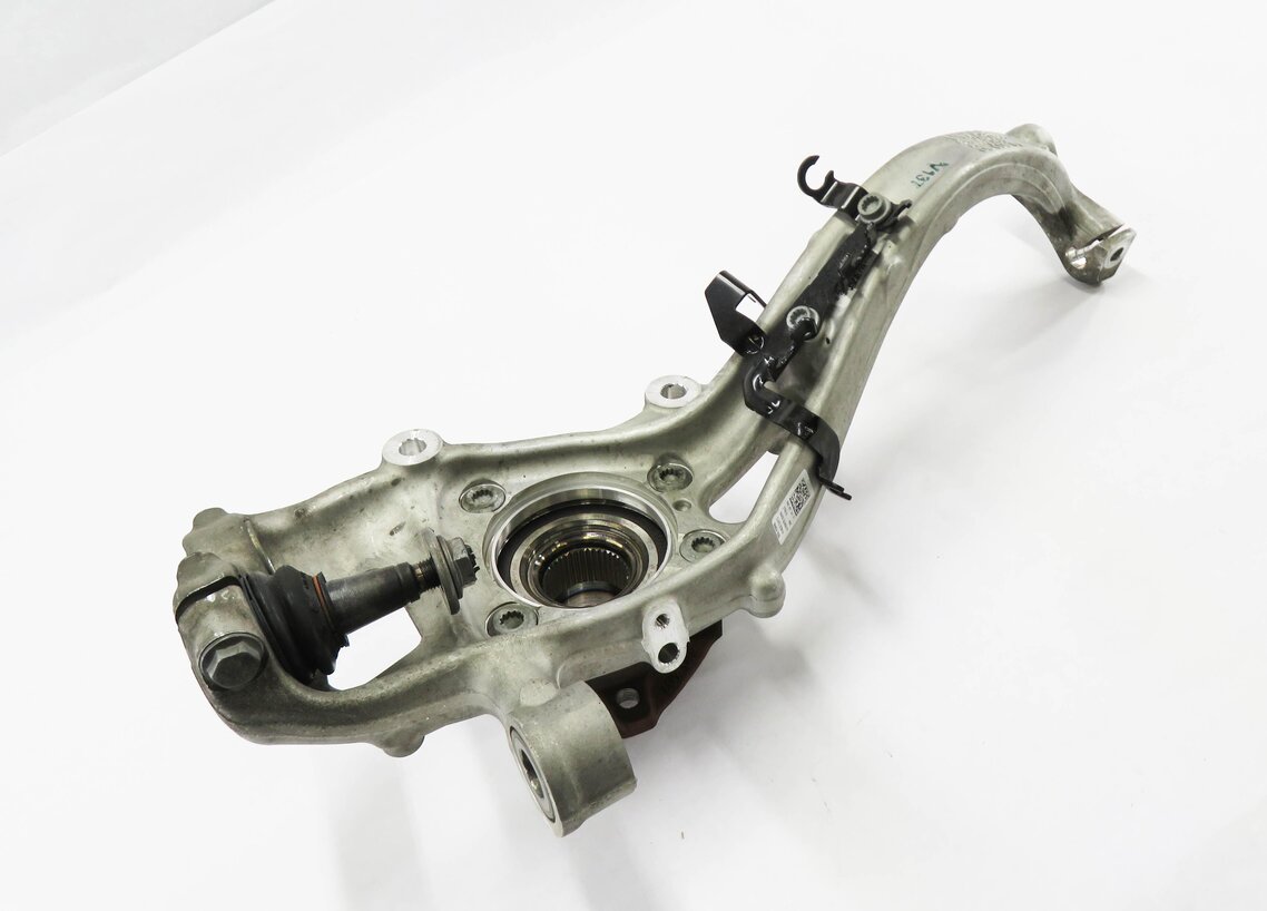 2017-2019 AUDI A4 A5 ALLROAD S5 (B9 8W 8W6) LEFT FRONT DRIVER SPINDLE KNUCKLE