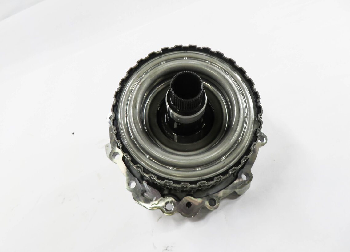 Thumbnail 1: 17-19 AUDI A4 A5 (B9 8W 8W6) 2.0L AWD - TRANSMISSION GEARBOX CLUTCH ASSEMBLY