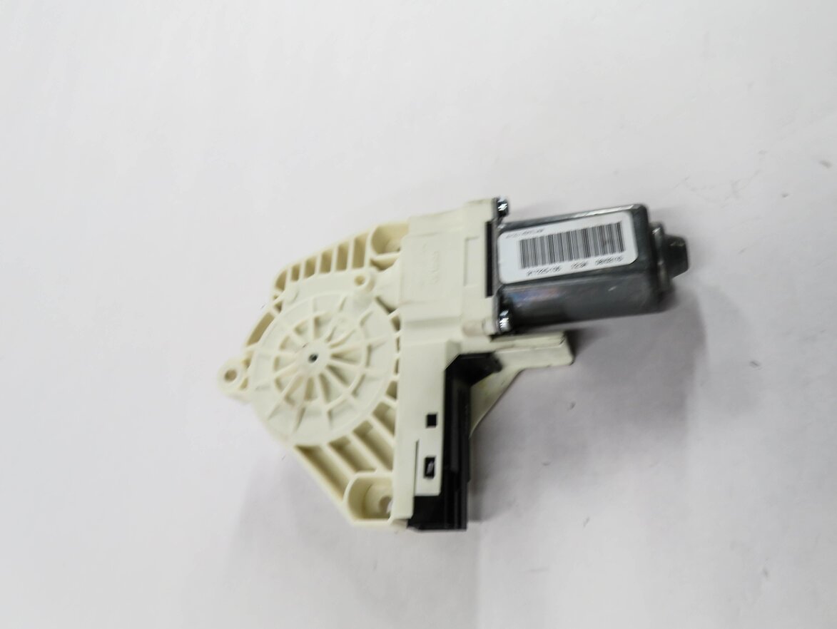 Thumbnail 3: 2010-2016 LR4 RANGE ROVER SPORT (L320) RIGHT FRONT PASSENGER POWER WINDOW MOTOR