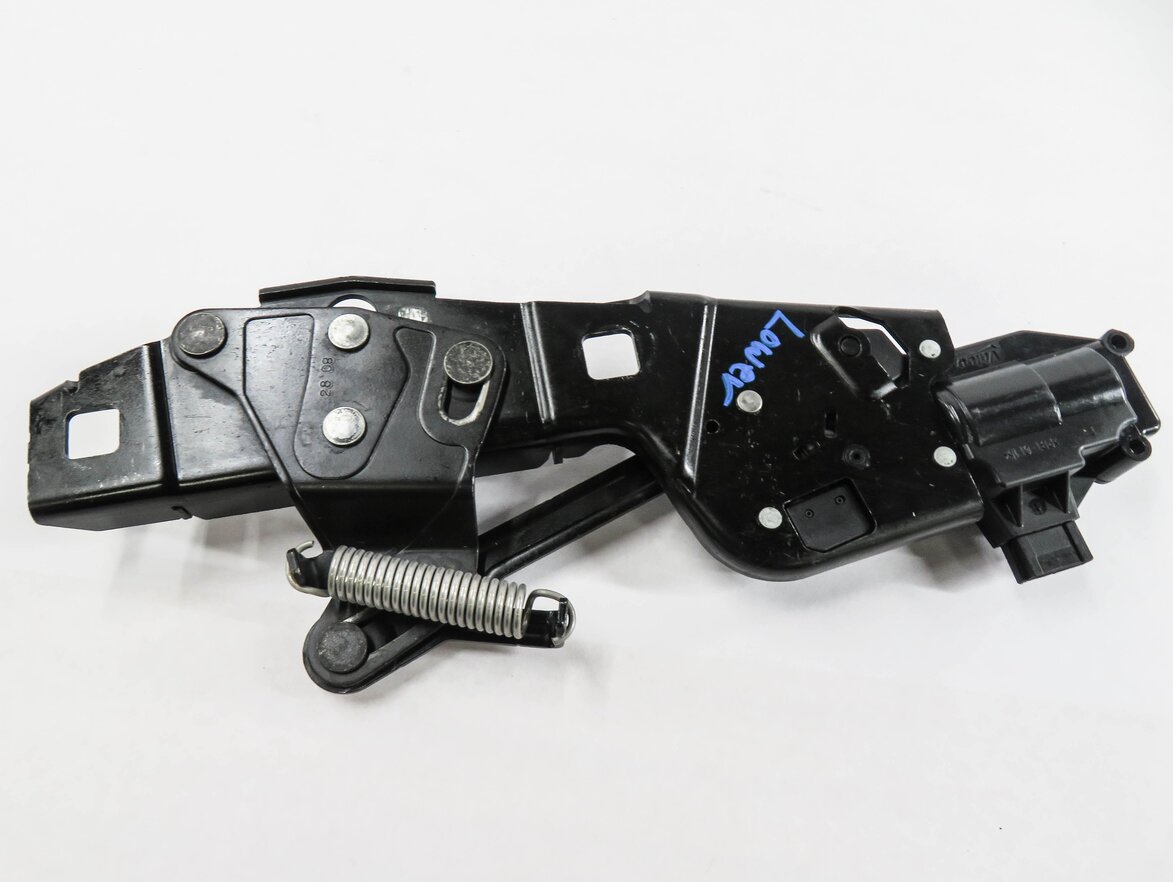 Thumbnail 7: 2010 RANGE ROVER SPORT (L320) REAR TRUNK LOCK LATCH ACTUATOR STRIKER PLATE