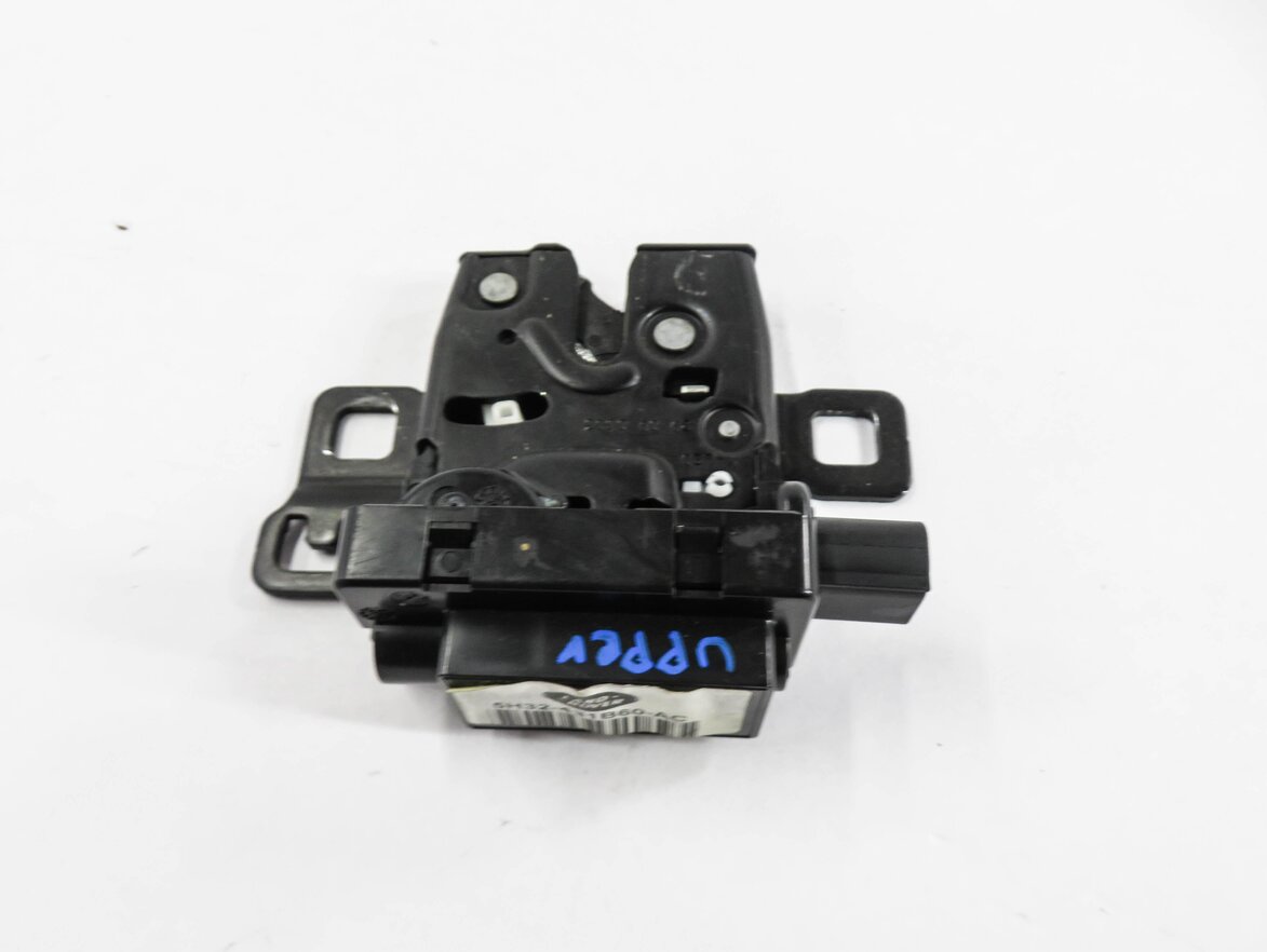 Thumbnail 5: 2010 RANGE ROVER SPORT (L320) REAR TRUNK UPPER GLASS LOCK LATCH ACTUATOR