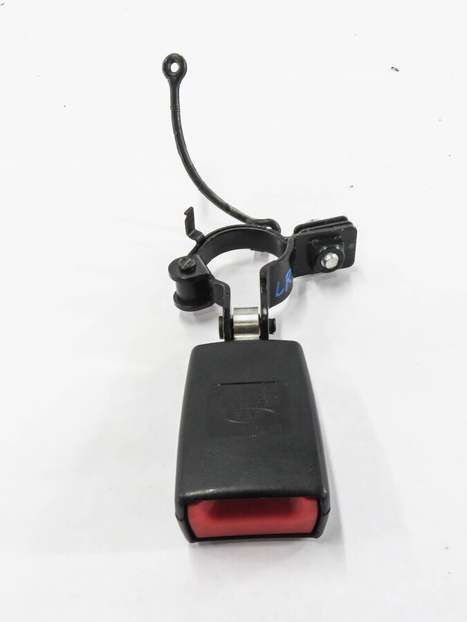 Thumbnail 5: 2010 RANGE ROVER SPORT (L320) REAR 2nd ROW SEAT - LEFT SEATBELT BUCKLE RECEIVER