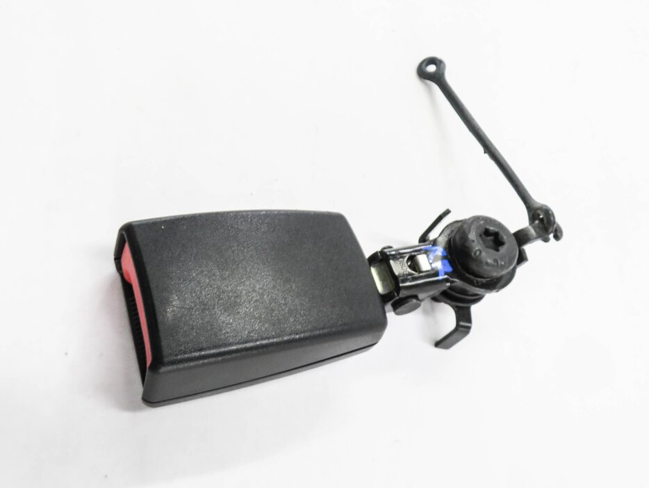 Thumbnail 4: 2010 RANGE ROVER SPORT (L320) REAR 2nd ROW SEAT - RIGHT SEATBELT BUCKLE RECEIVER
