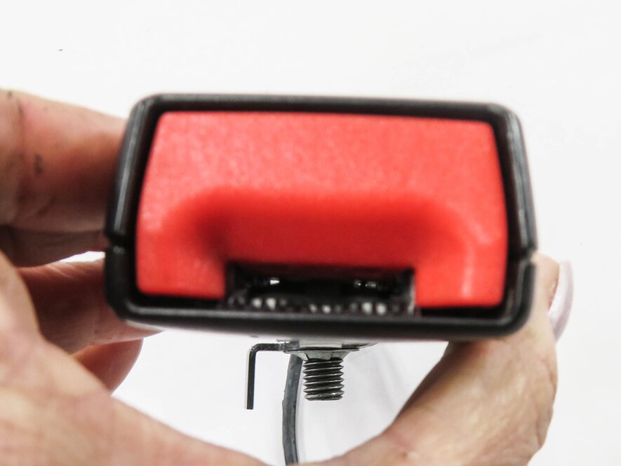 Thumbnail 6: 2010 RANGE ROVER SPORT (L320) REAR 2nd ROW SEAT CENTER SEATBELT BUCKLE RECEIVER