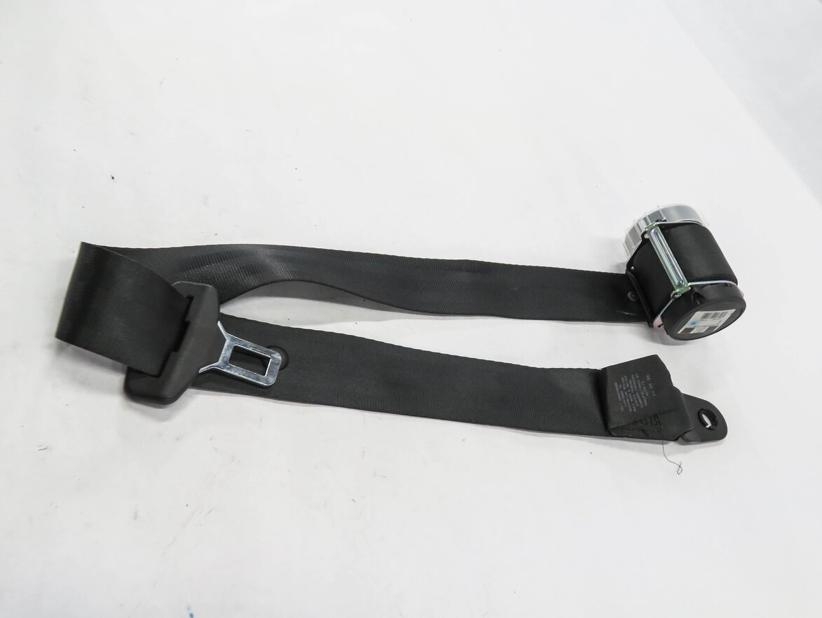 Thumbnail 4: 2010 RANGE ROVER SPORT (L320) REAR 2nd ROW SEAT CENTER SEATBELT RETRACTOR BLACK