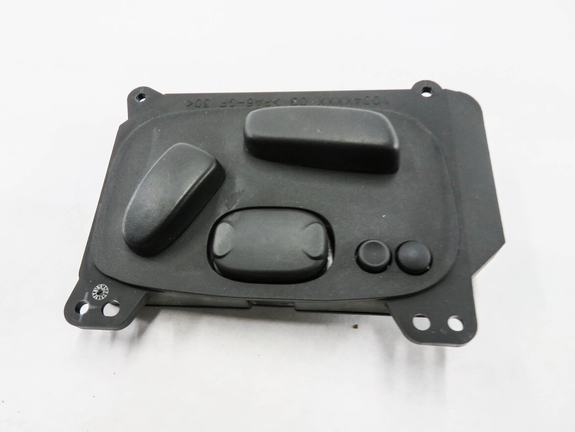 Thumbnail 5: 2010 RANGE ROVER SPORT (L320) LEFT FRONT DRIVER SEAT ADJUSTMENT SWITCH