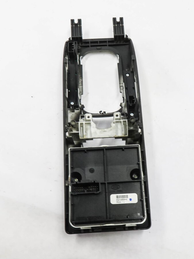 Thumbnail 6: 2010 RANGE ROVER SPORT (L320) FRONT SHIFTER TRIM w/ TERRAIN CONTROL SWITCH