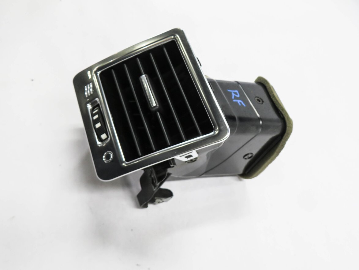 Thumbnail 4: 2010 RANGE ROVER SPORT (L320) RIGHT FRONT PASSENGER DASH HEATER A/C AIR VENT