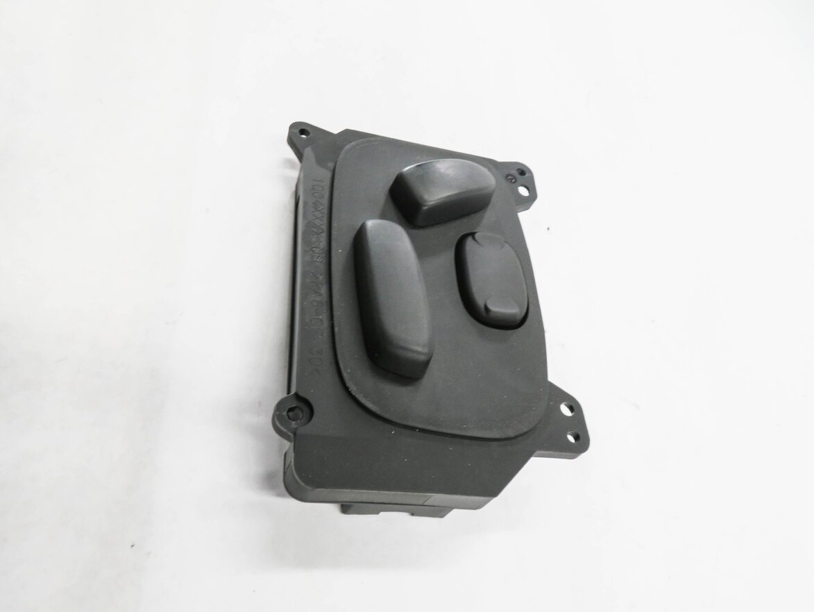 Thumbnail 4: 2010 RANGE ROVER SPORT (L320) RIGHT FRONT PASSENGER SEAT ADJUSTMENT SWITCH