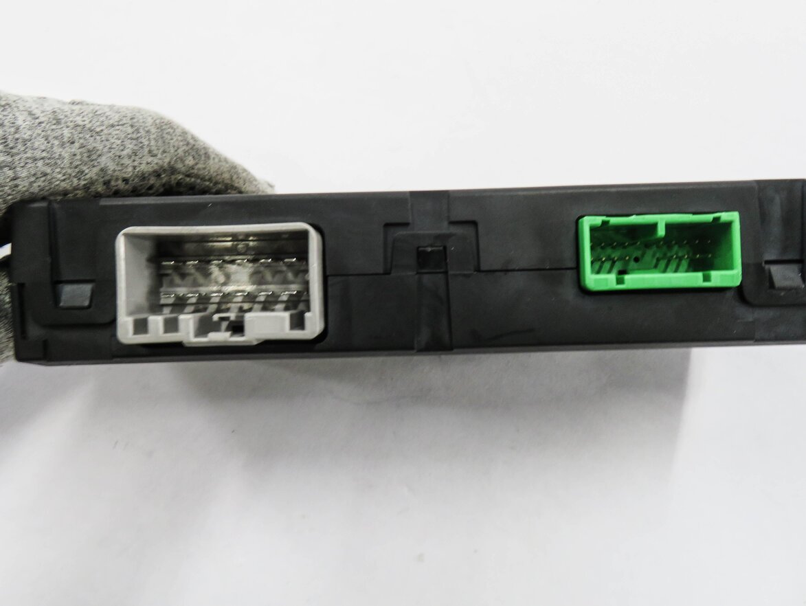 Thumbnail 7: 2010 RANGE ROVER SPORT (L320) FRONT MEMORY SEAT CONTROL MODULE