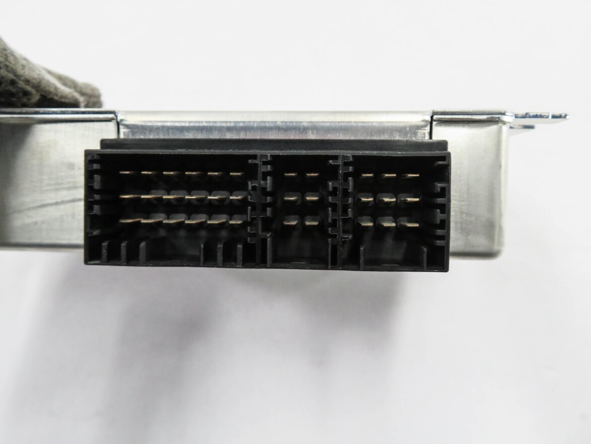 Thumbnail 7: 2010-2013 LAND ROVER LR4 - RANGE ROVER SPORT (L320 L322) TRANSFER CASE MODULE