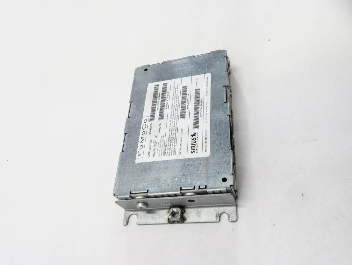 Thumbnail 4: 2010 RANGE ROVER SPORT (L320) SIRIUS SATELLITE RADIO RECEIVER CONTROL MODULE