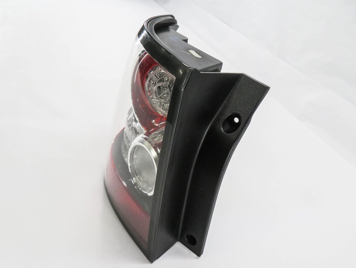Thumbnail 4: 2010-2011 RANGE ROVER SPORT (L320) LEFT DRIVER TAILLIGHT BRAKE LIGHT LAMP