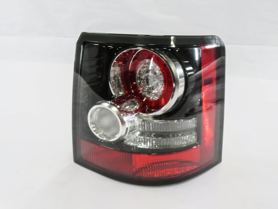 Thumbnail 3: 2010-2011 RANGE ROVER SPORT (L320) RIGHT PASSENGER TAILLIGHT BRAKE LIGHT LAMP