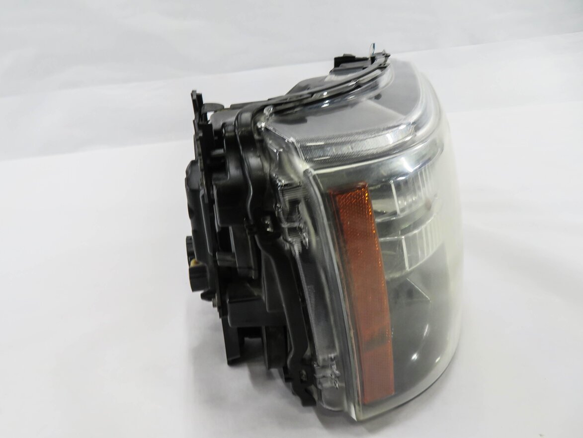 Thumbnail 4: 12-13 RANGE ROVER SPORT (L320) RIGHT PASSENGER XENON HID ADAPTIVE HEADLIGHT LAMP