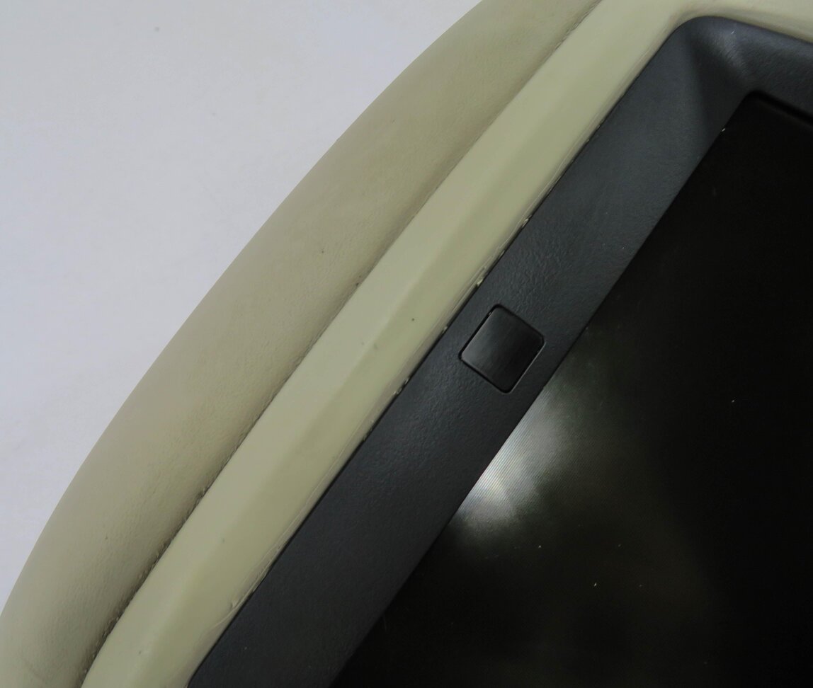 Thumbnail 10: 06-12 RANGE ROVER SPORT (L320) RIGHT FRONT PASSENGER HEADREST w/ SCREEN (IVORY)