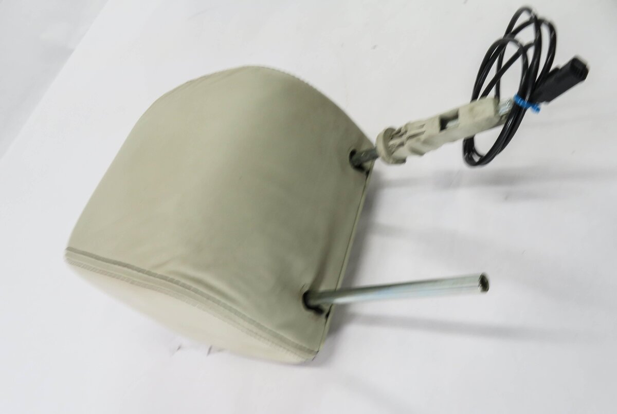Thumbnail 5: 2006-2012 RANGE ROVER SPORT (L320) LEFT FRONT DRIVER HEADREST w/ SCREEN (IVORY)