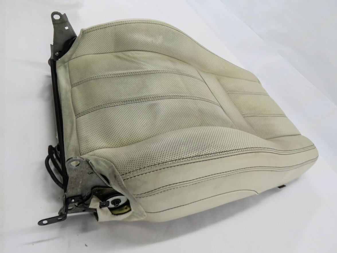 Thumbnail 4: 2010 RANGE ROVER SPORT (L320) DRIVER - UPPER TOP HEATED SEAT CUSHION (IVORY)