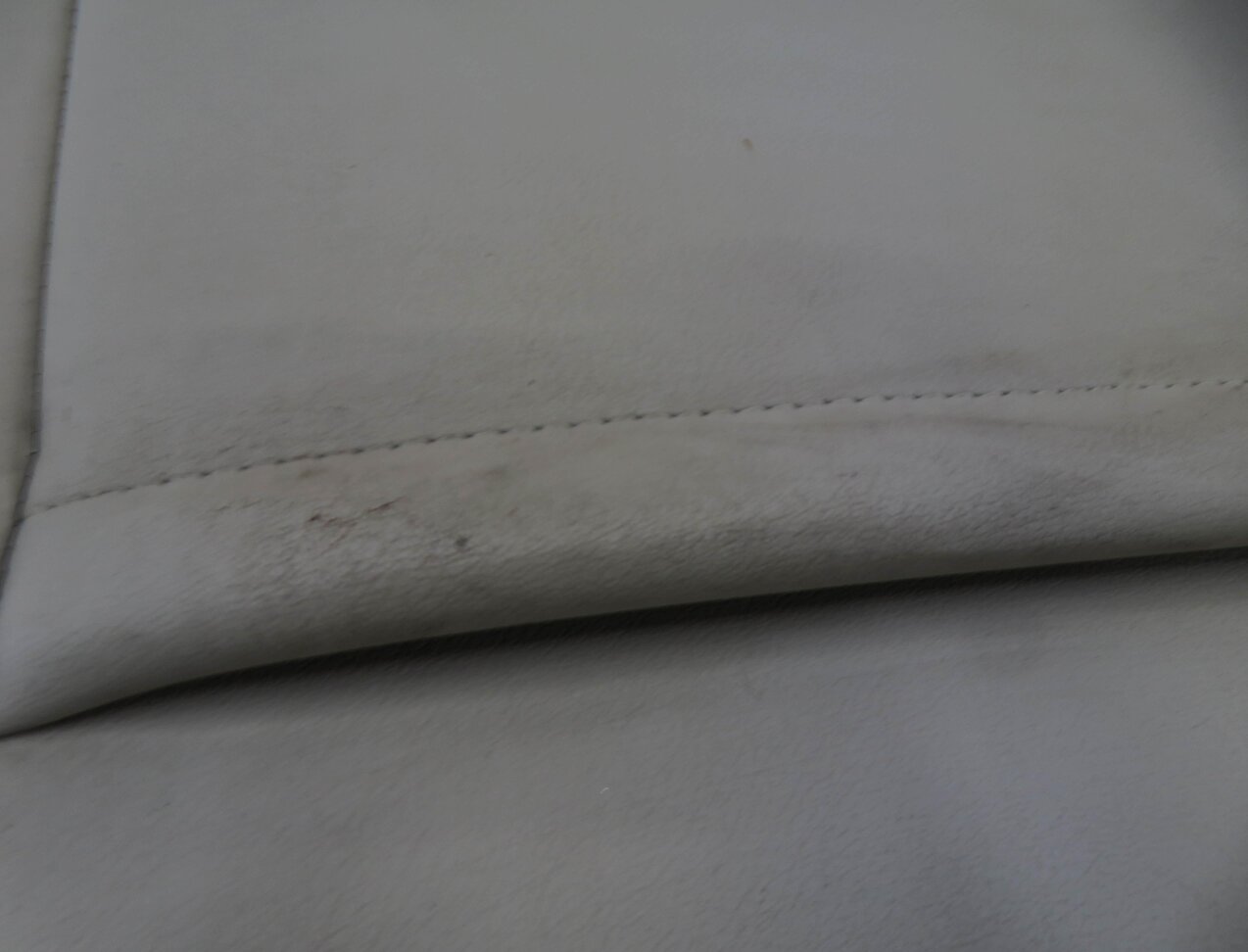 Thumbnail 8: 2010 RANGE ROVER SPORT (L320) PASSENGER - UPPER TOP HEATED SEAT CUSHION (IVORY)