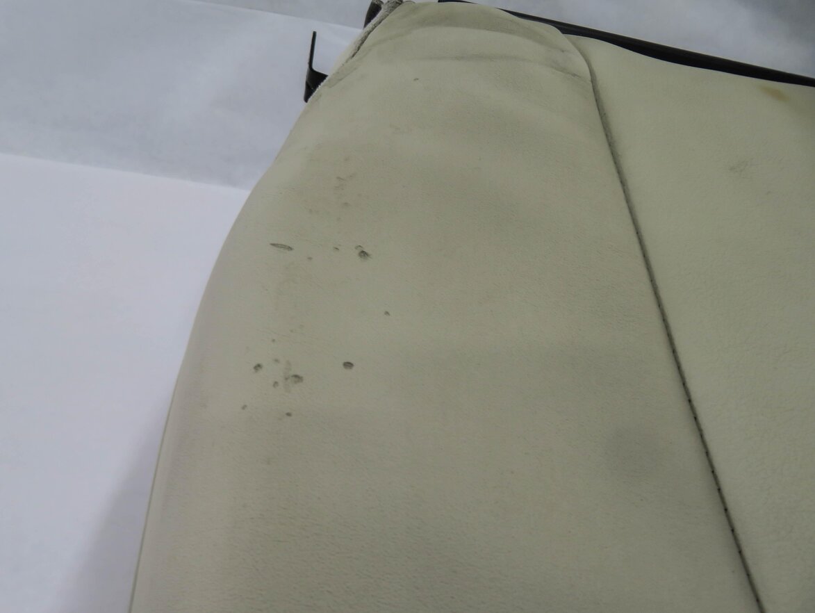 Thumbnail 9: 2010 RANGE ROVER SPORT (L320) PASSENGER - UPPER TOP HEATED SEAT CUSHION (IVORY)