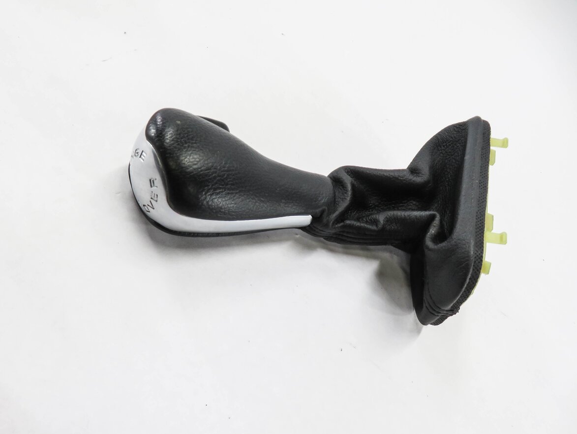 Thumbnail 2: 2010 RANGE ROVER SPORT (L320) TRANSMISSION GEAR SHIFTER SHIFT HANDLE w/ BOOT
