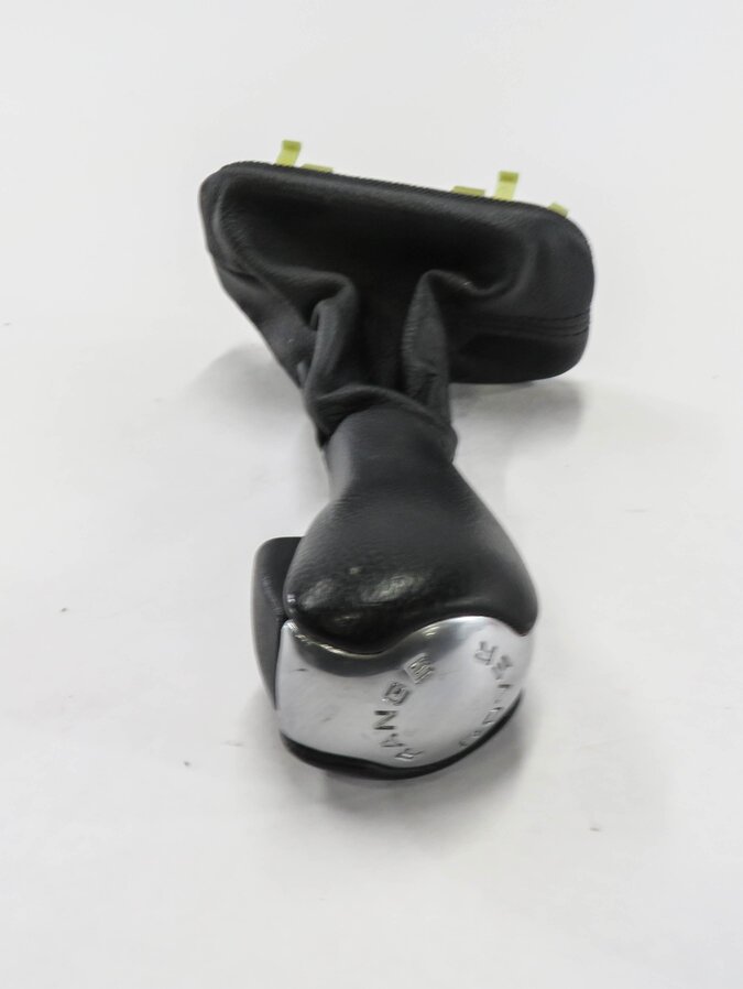 Thumbnail 5: 2010 RANGE ROVER SPORT (L320) TRANSMISSION GEAR SHIFTER SHIFT HANDLE w/ BOOT