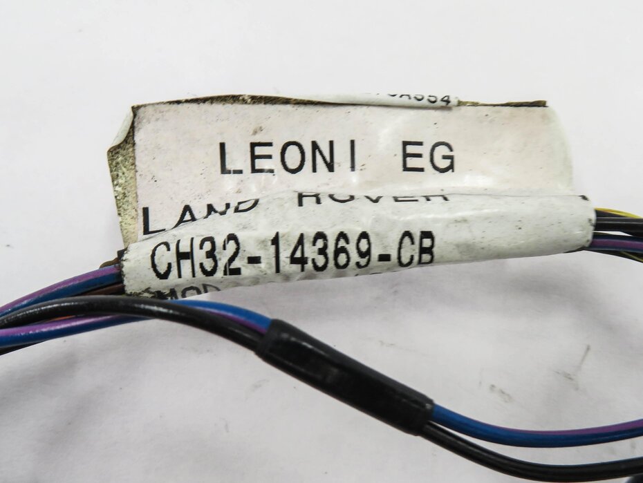 Thumbnail 6: 2010 RANGE ROVER SPORT (L320) FRONT PARK DISTANCE SENSOR SET w/ HARNESS (WHITE)