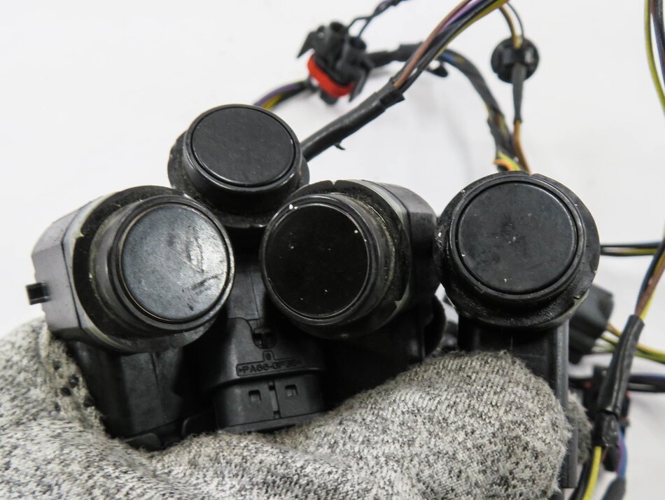 Thumbnail 6: 2010 RANGE ROVER SPORT (L320) REAR PDC PARK DISTANCE SENSOR SET w/ HARNESS