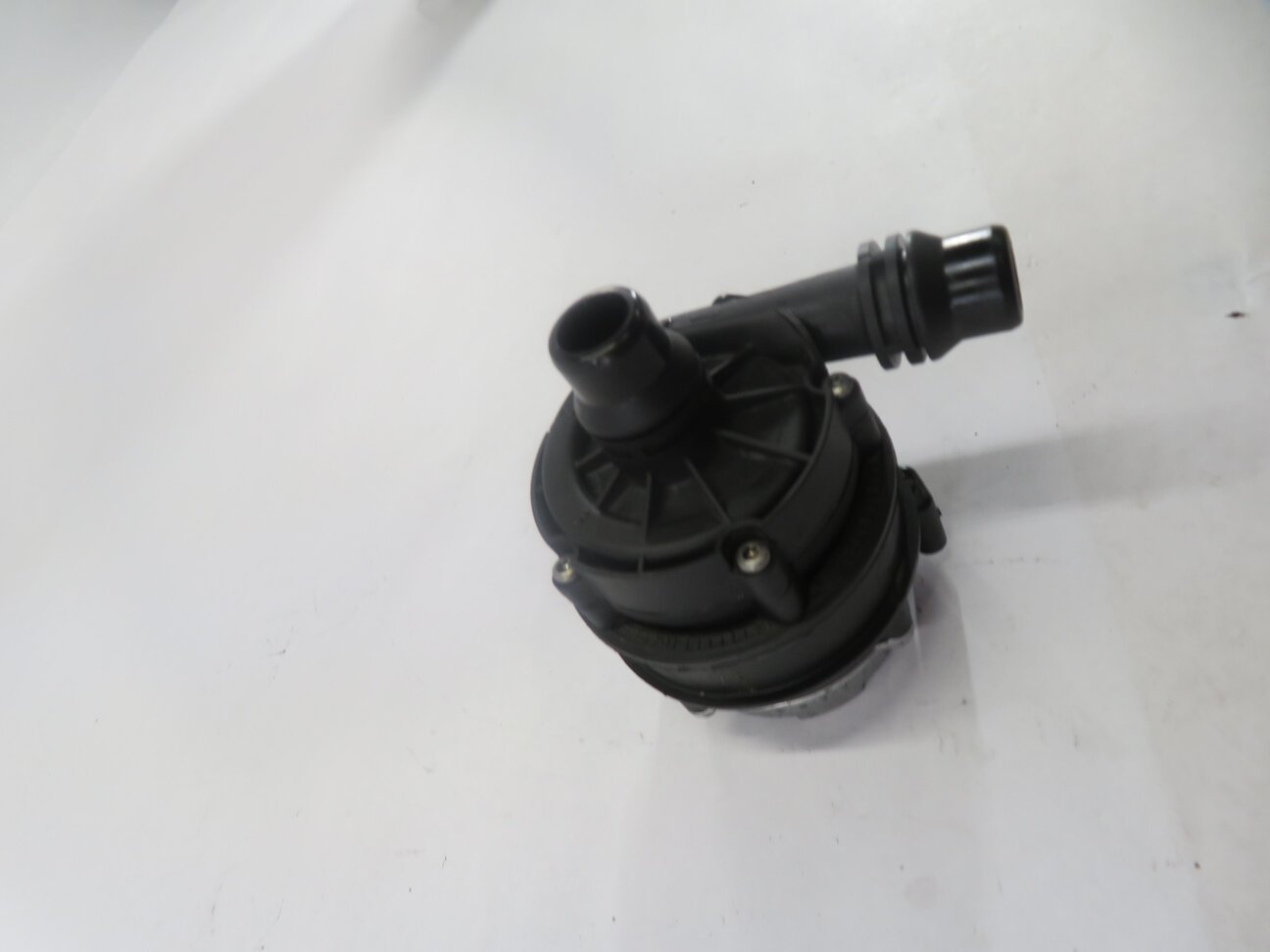 Thumbnail 3: 2016 MERCEDES C300 (W205) 2.0L M274 TURBO ENGINE - AUXILIARY WATER PUMP