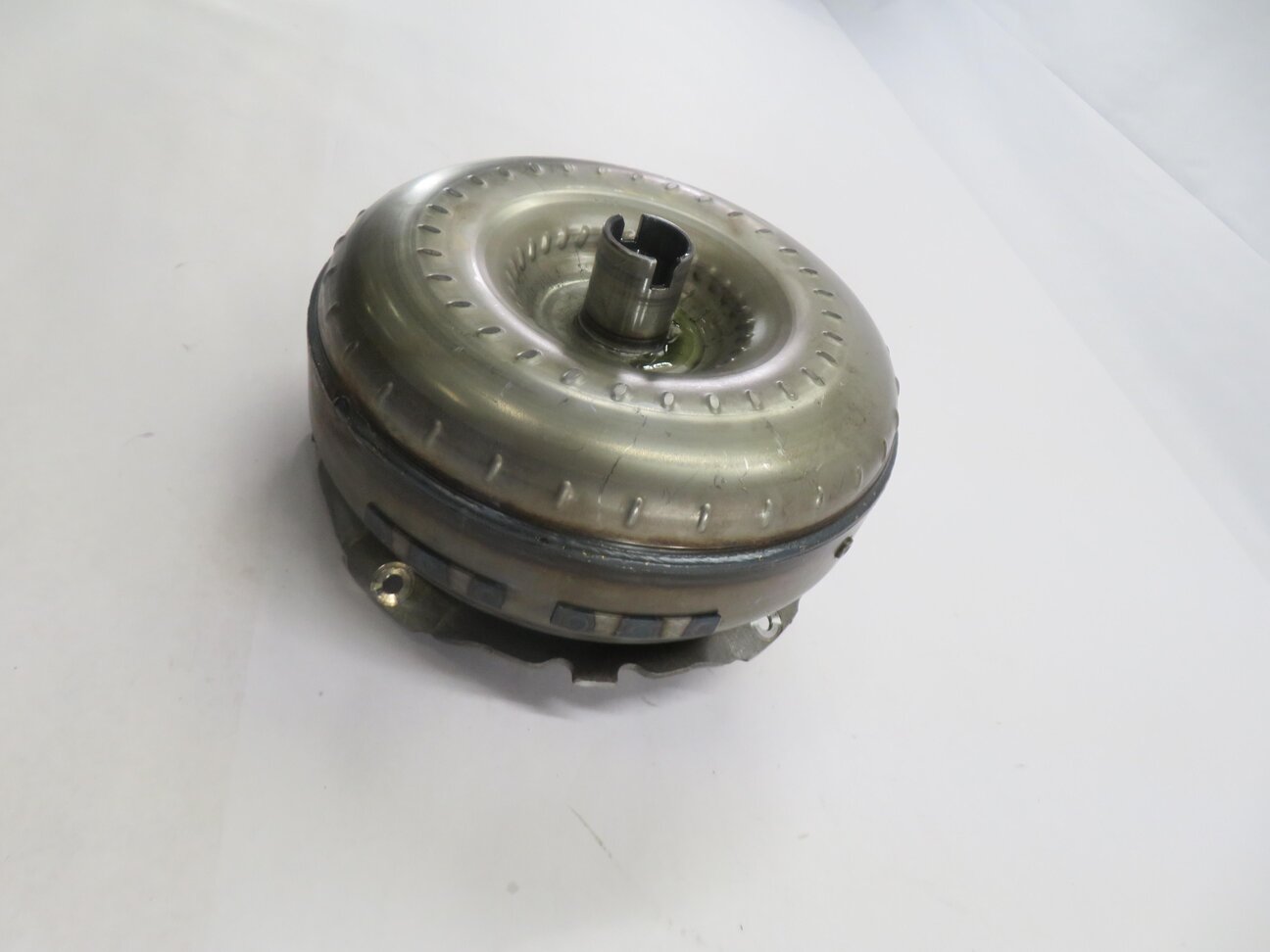 Thumbnail 3: 2015-2020 MERCEDES C300 METRIS (W205 W447) TRANSMISSION TORQUE CONVERTER
