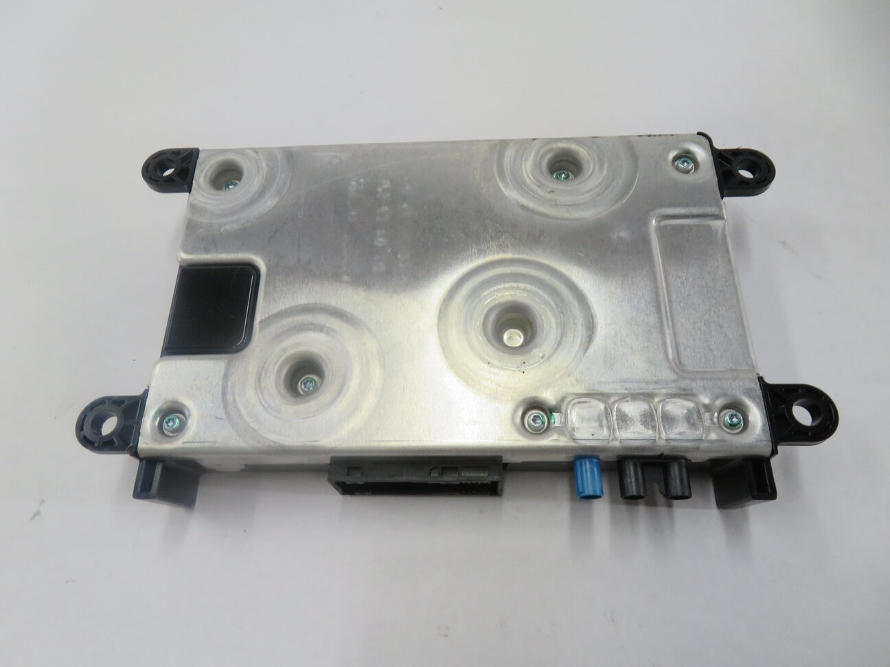 Thumbnail 6: 2015-2017 MERCEDES B250 C300 C400 E350 E550 GLE350 GLE450 COMMUNICATION MODULE