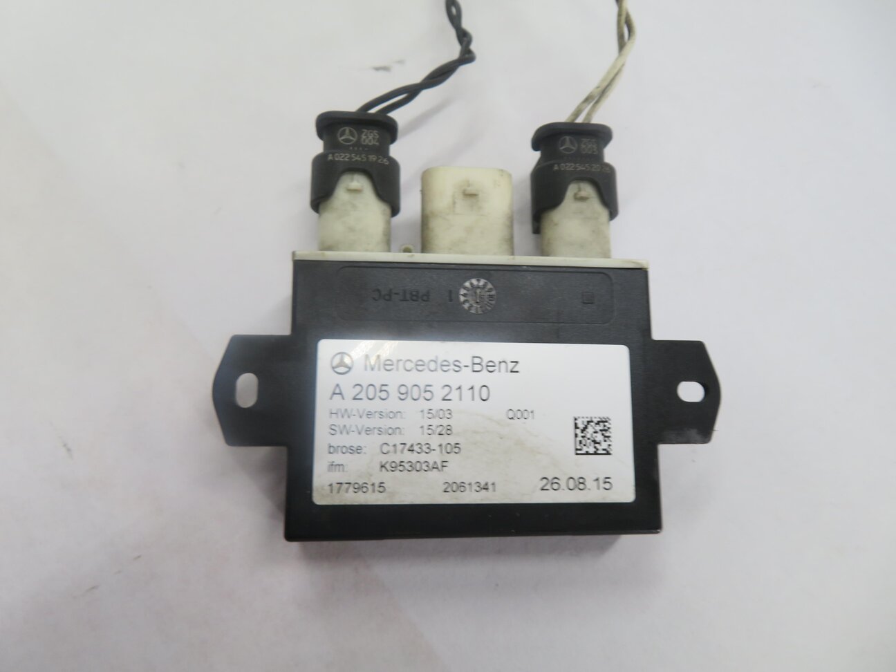 Thumbnail 5: 2016 MERCEDES C300 (W205) REAR TRUNK SMART OPENER CONTROL MODULE w/ ANTENNA