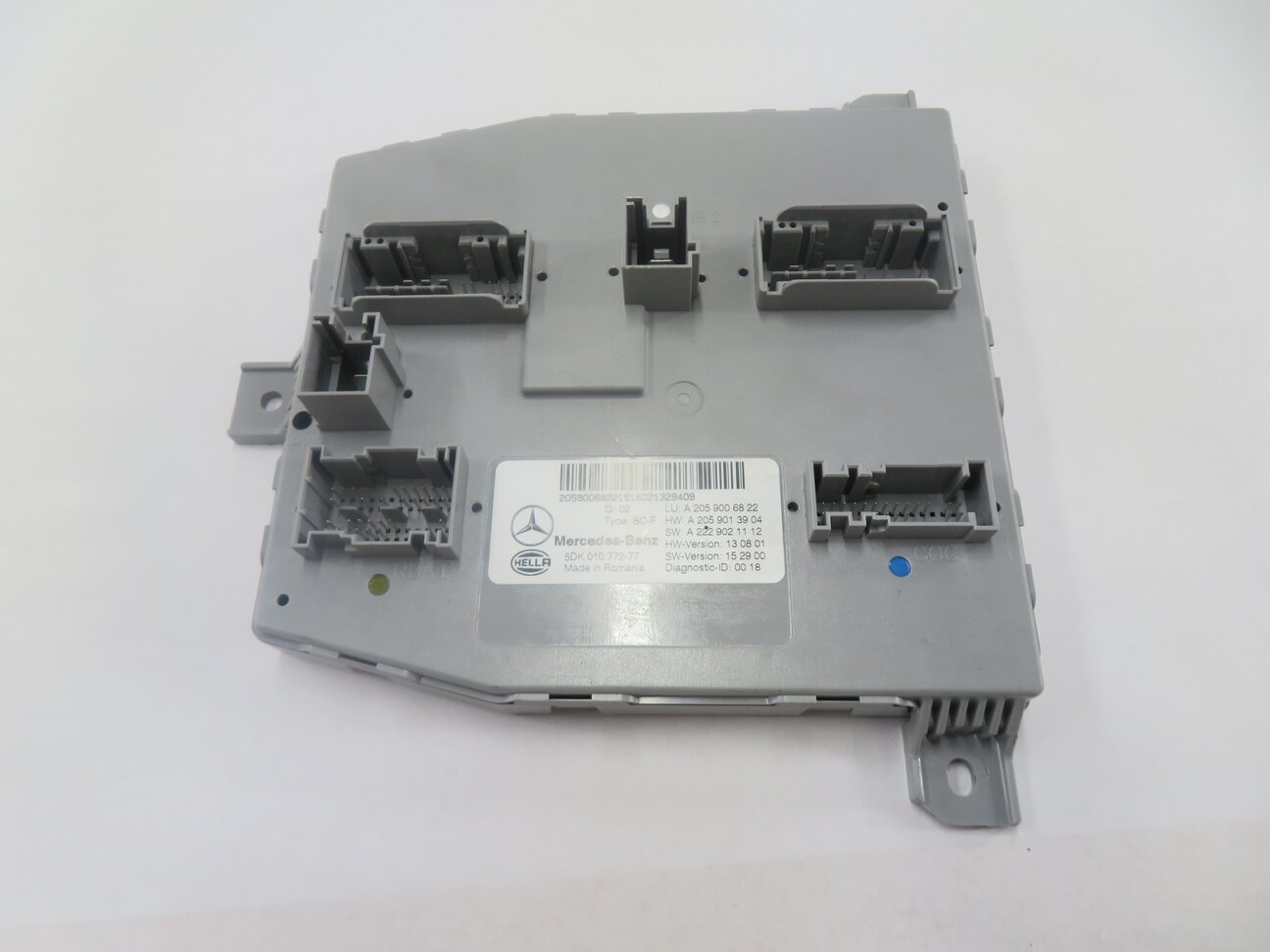 Thumbnail 2: 15-19 MERCEDES C300 C350 C400 C450 GLC300 FRONT SIGNAL ACQUISITON CONTROL MODULE