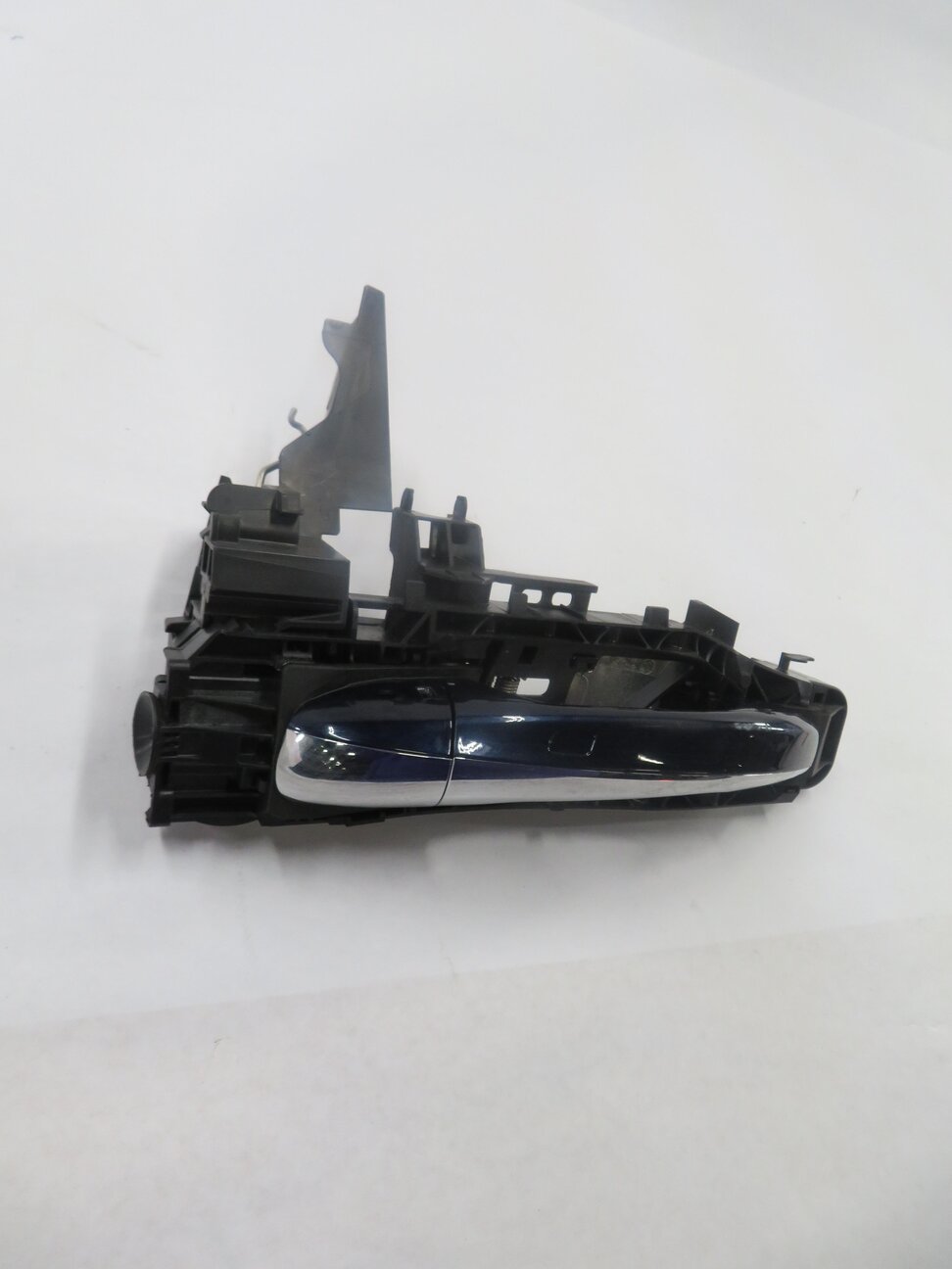 Thumbnail 3: 2015-2017 MERCEDES C300 C350 C400 C450 (W205) DRIVER KEYLESS DOOR HANDLE (BLUE)