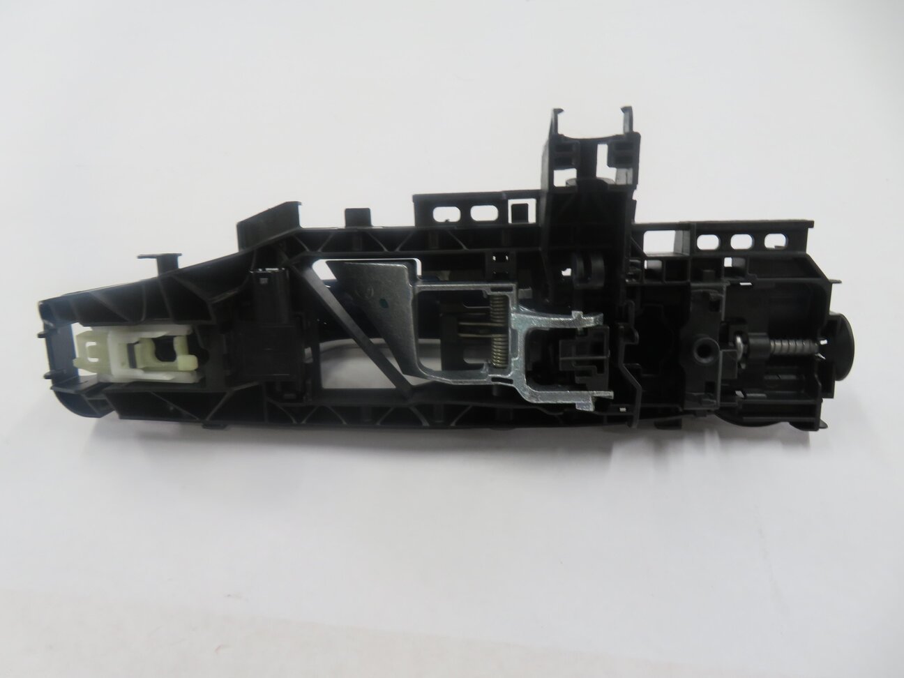 Thumbnail 6: 15-17 MERCEDES C300 C350 C400 C450 (W205) LEFT REAR KEYLESS DOOR HANDLE (BLUE)