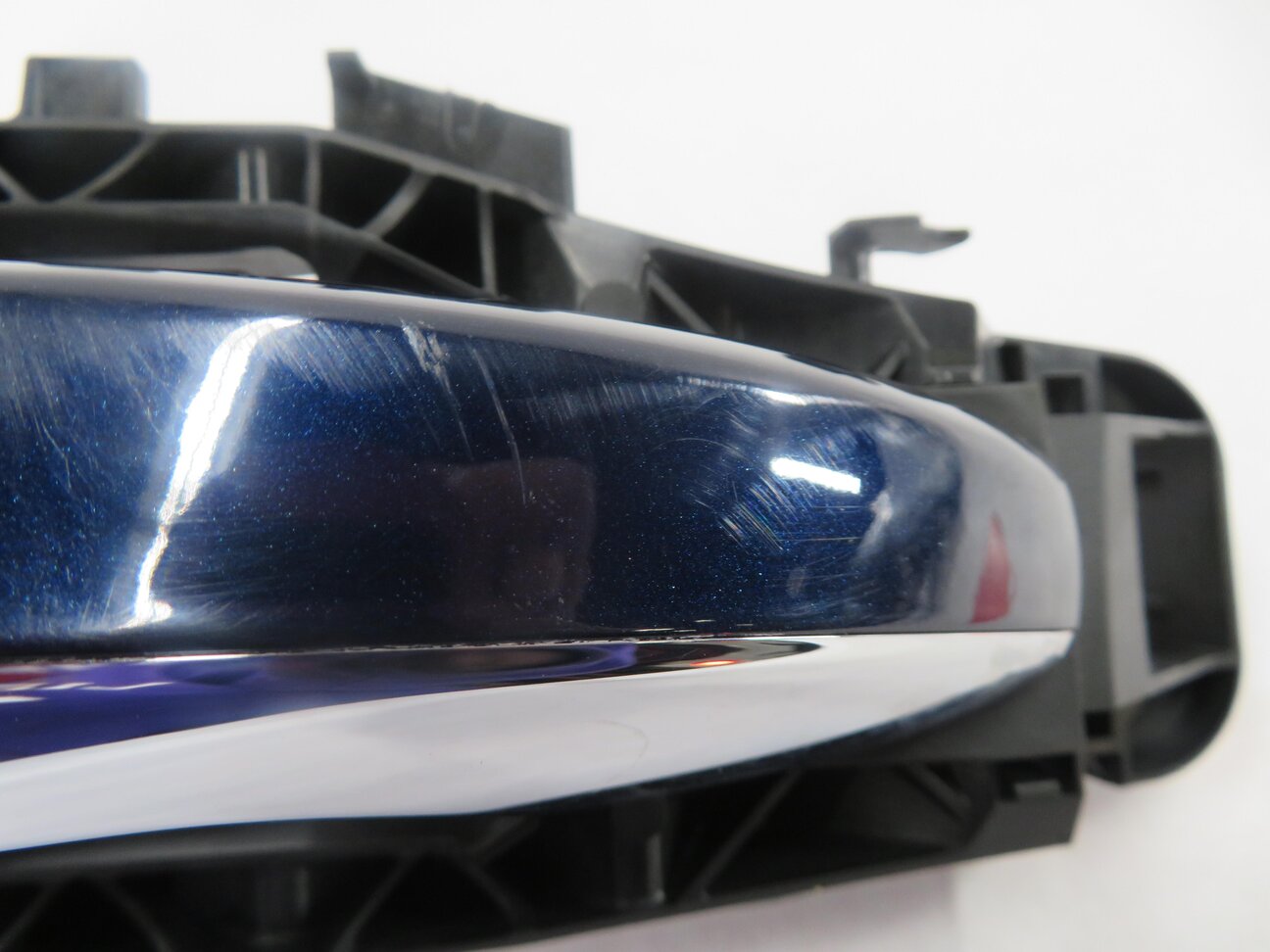 Thumbnail 8: 15-17 MERCEDES C300 C350 C400 C450 (W205) LEFT REAR KEYLESS DOOR HANDLE (BLUE)