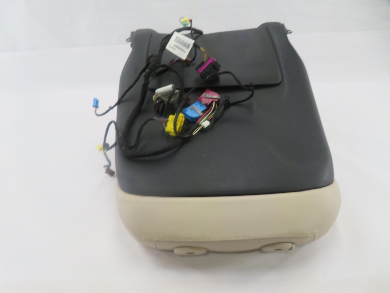 Thumbnail 6: 2016 MERCEDES C300 (W205) PASSENGER - UPPER TOP HEATED SEAT CUSHION (BEIGE)