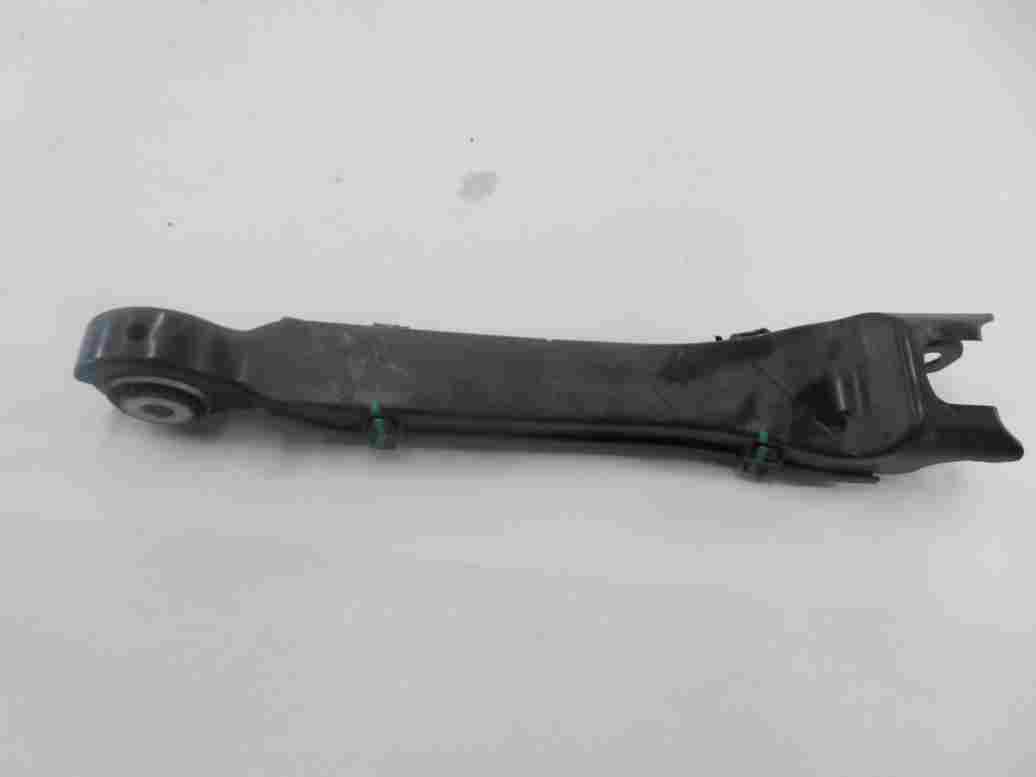 Thumbnail 9: 2016 MERCEDES C300 (W205) LEFT DRIVER REAR SUSPENSION CONTROL ARM SET-5