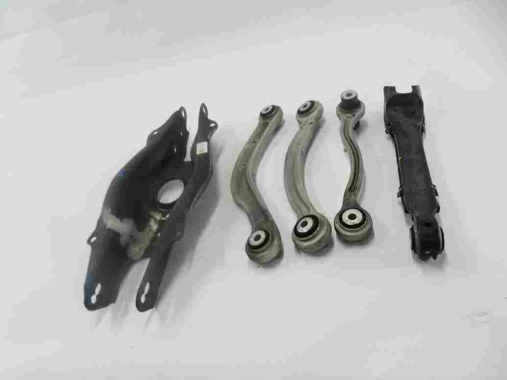 Thumbnail 2: 2016 MERCEDES C300 (W205) LEFT DRIVER REAR SUSPENSION CONTROL ARM SET-5