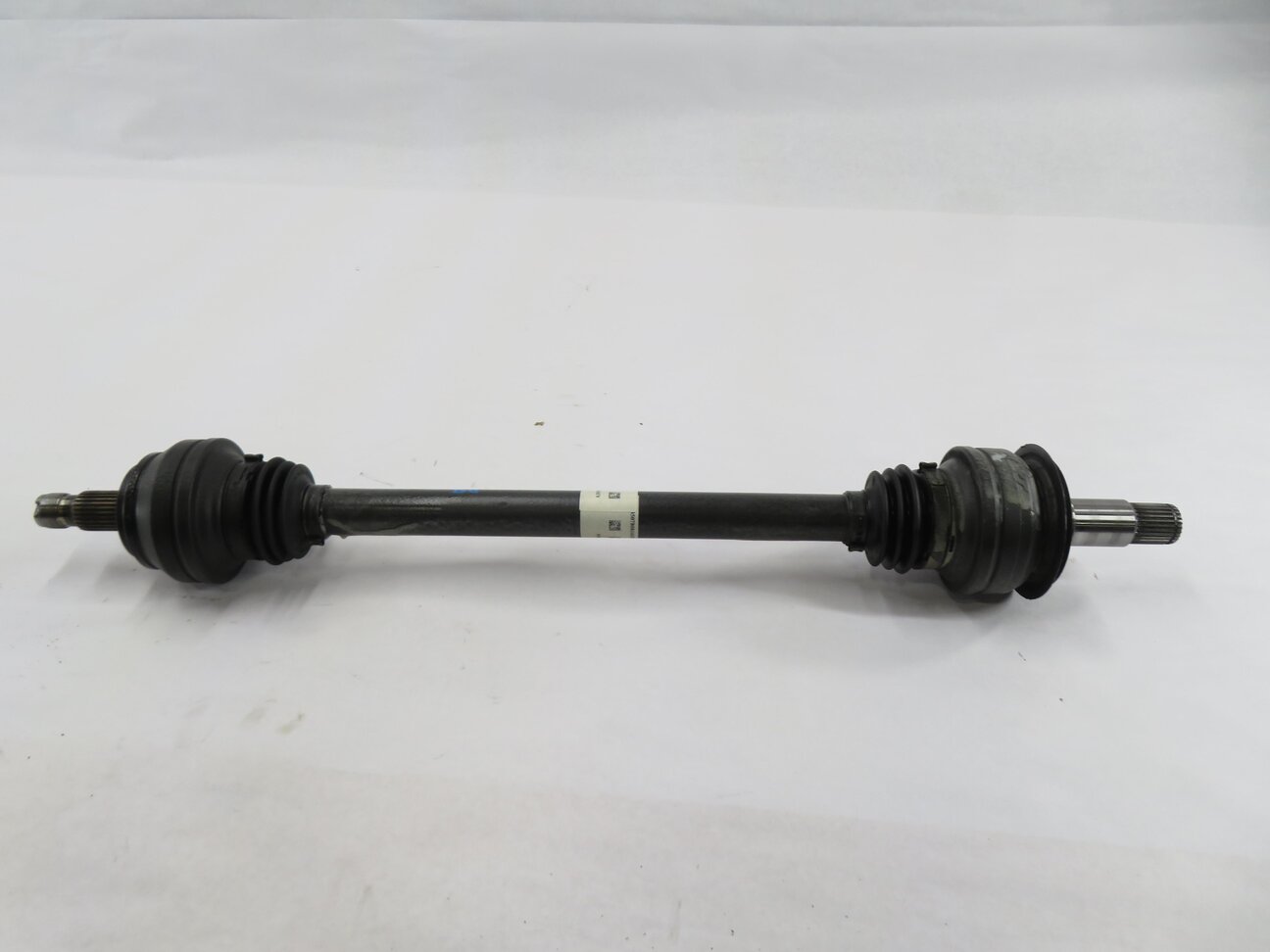 Thumbnail 5: 2015-2016 MERCEDES C300 (W205) RWD - RIGHT PASSENGER REAR CV AXLE SHAFT