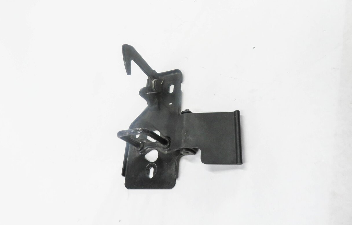 Thumbnail 3: 2014 PORSCHE CAYENNE (958) FRONT HOOD SAFETY LATCH RELEASE LEVER