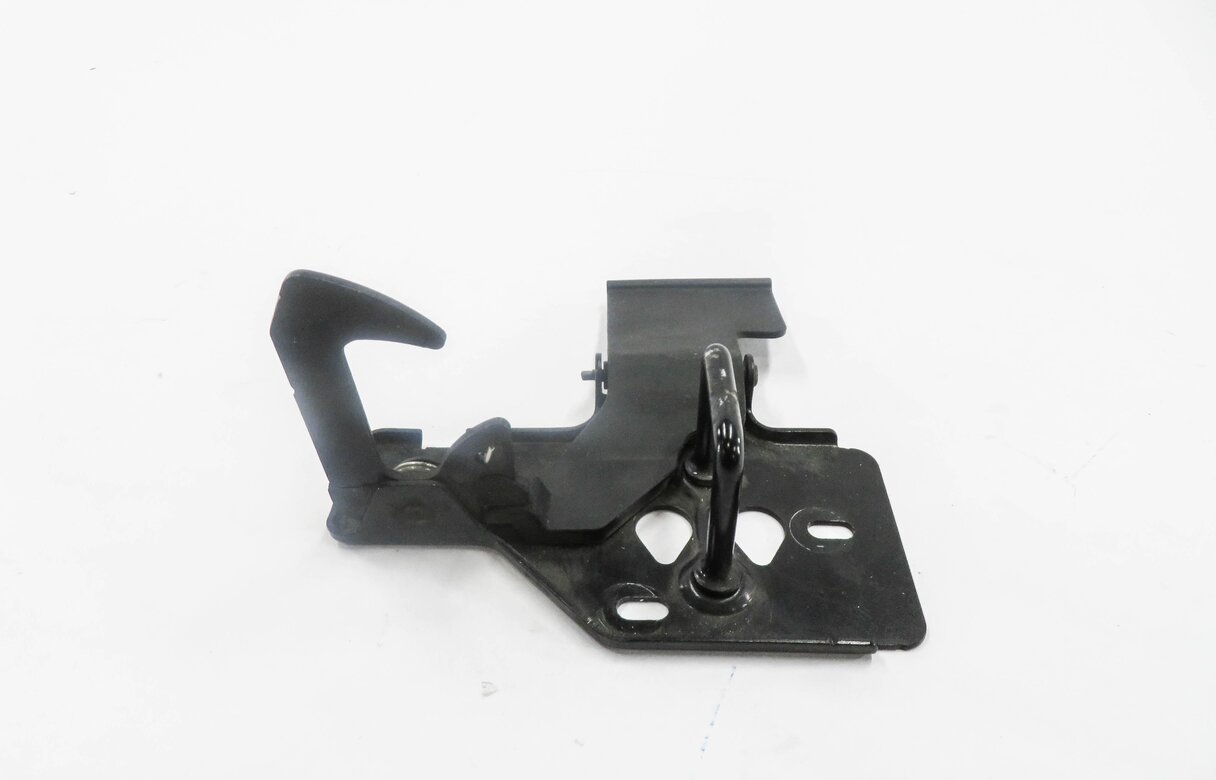 Thumbnail 5: 2014 PORSCHE CAYENNE (958) FRONT HOOD SAFETY LATCH RELEASE LEVER