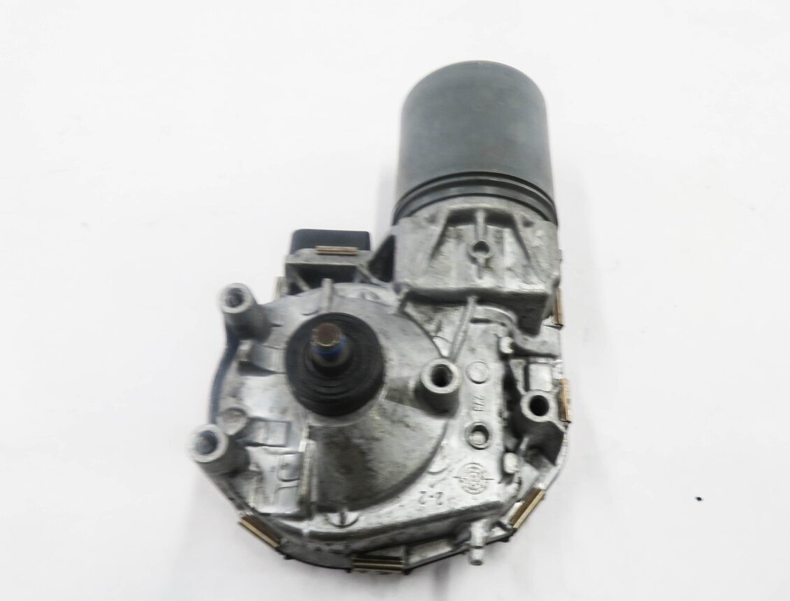Thumbnail 5: 2011-2018 PORSCHE CAYENNE (958) FRONT WINDSHIELD WIPER MOTOR