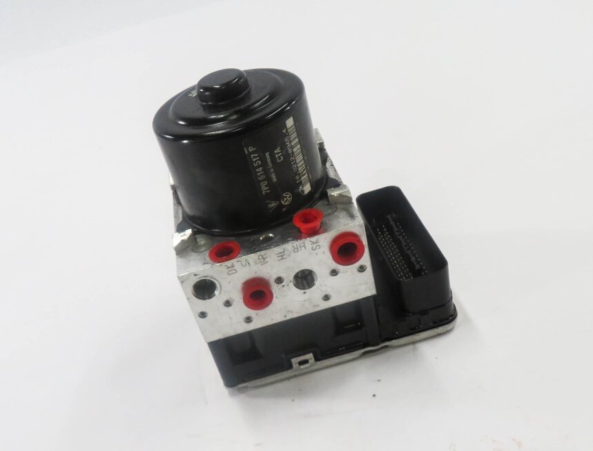 2013-2014 PORSCHE CAYENNE (958) ABS BRAKE PUMP w/ MODULE